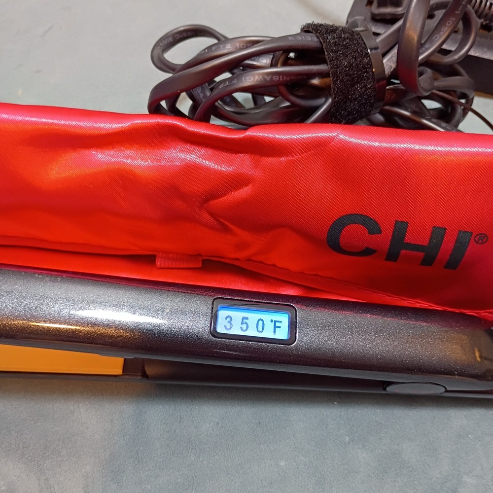 CHI G2 Ceramic and Titanium 1 inch Hair Styling Flat Iron Charcoal GF1595
